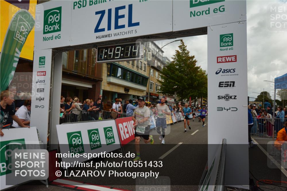 20.09.2026 - PSD Bank Halbmarathon LAZAROV Photography http://msf.ph/oto/10551433 20.09.2026 11:49:14 Ziel 1224, 1577, 2420, 3750, 4150, 4154, 4208, 4685, 4686, 4756 meine-sportfotos.de