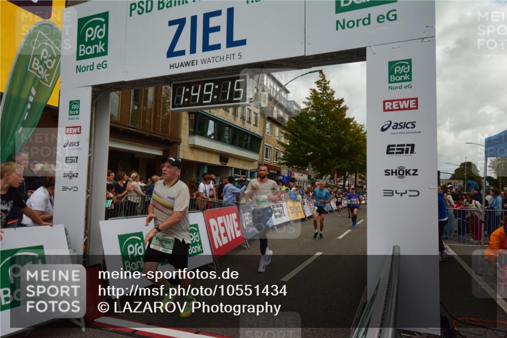 20.09.2026 - PSD Bank Halbmarathon LAZAROV Photography http://msf.ph/oto/10551434 20.09.2026 11:49:14 Ziel 1224, 1577, 2420, 3750, 4150, 4154, 4208, 4685, 4686, 4756 meine-sportfotos.de