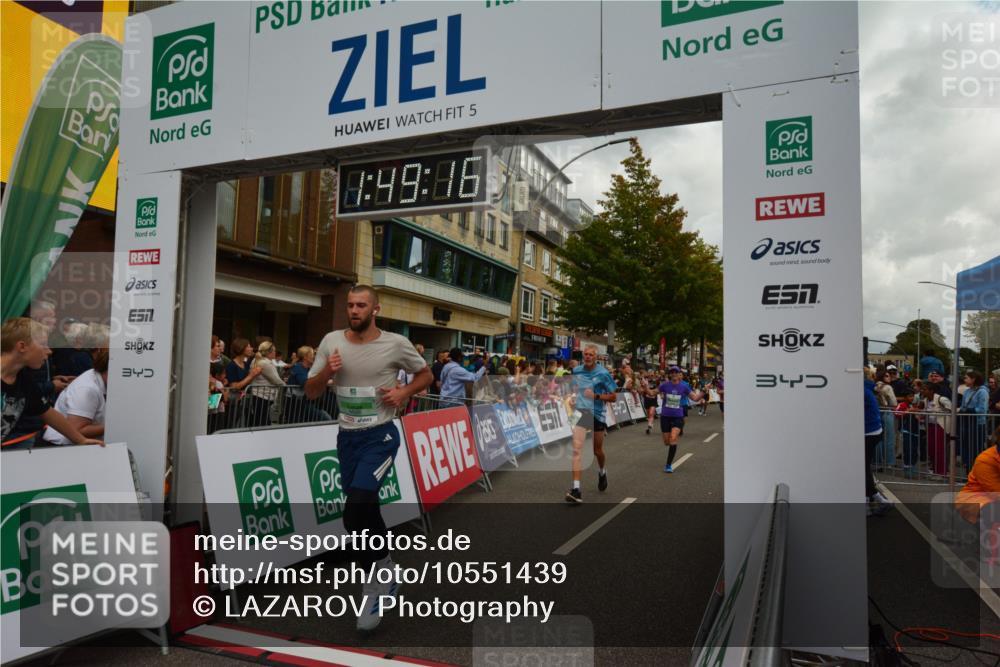 20.09.2026 - PSD Bank Halbmarathon LAZAROV Photography http://msf.ph/oto/10551439 20.09.2026 11:49:15 Ziel 1224, 1577, 2420, 3750, 4150, 4154, 4208, 4685, 4686 meine-sportfotos.de