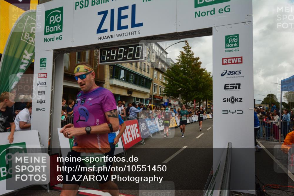 20.09.2026 - PSD Bank Halbmarathon LAZAROV Photography http://msf.ph/oto/10551450 20.09.2026 11:49:19 Ziel 1224, 1233, 1577, 2344, 2420, 3750, 4150, 4154, 4208, 4685, 4686 meine-sportfotos.de