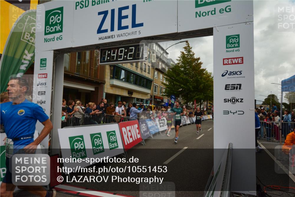 20.09.2026 - PSD Bank Halbmarathon LAZAROV Photography http://msf.ph/oto/10551453 20.09.2026 11:49:20 Ziel 1224, 1233, 1577, 2344, 2420, 3750, 4150, 4208, 4685, 4686 meine-sportfotos.de