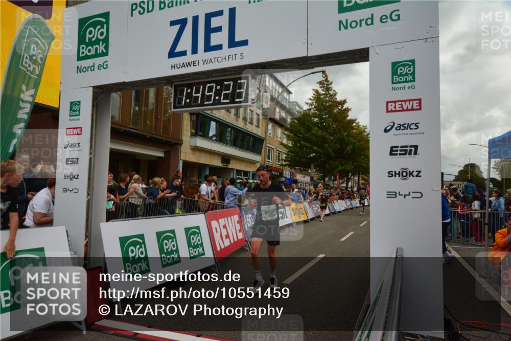 20.09.2026 - PSD Bank Halbmarathon LAZAROV Photography http://msf.ph/oto/10551459 20.09.2026 11:49:22 Ziel 1224, 1233, 1577, 2330, 2344, 3750, 4150, 4208, 4685 meine-sportfotos.de