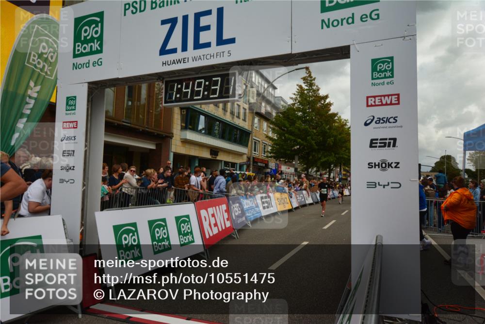 20.09.2026 - PSD Bank Halbmarathon LAZAROV Photography http://msf.ph/oto/10551475 20.09.2026 11:49:30 Ziel 1025, 1233, 1248, 1720, 2255, 2330, 2344, 3214, 3355 meine-sportfotos.de