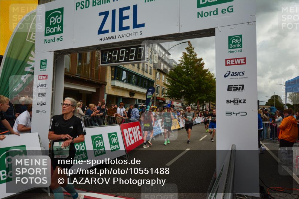 20.09.2026 - PSD Bank Halbmarathon LAZAROV Photography http://msf.ph/oto/10551488 20.09.2026 11:49:37 Ziel 1025, 1248, 1720, 2255, 2330, 3214, 3355, 3614, 4612 meine-sportfotos.de