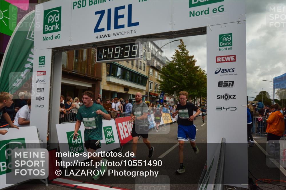 20.09.2026 - PSD Bank Halbmarathon LAZAROV Photography http://msf.ph/oto/10551490 20.09.2026 11:49:39 Ziel 1025, 1248, 1416, 1720, 2255, 2330, 3214, 3355, 3614, 4612 meine-sportfotos.de