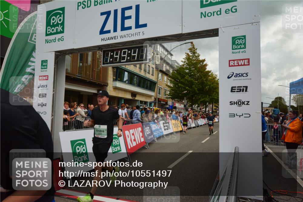20.09.2026 - PSD Bank Halbmarathon LAZAROV Photography http://msf.ph/oto/10551497 20.09.2026 11:49:40 Ziel 1025, 1248, 1416, 1720, 2255, 3214, 3355, 3614, 4612 meine-sportfotos.de