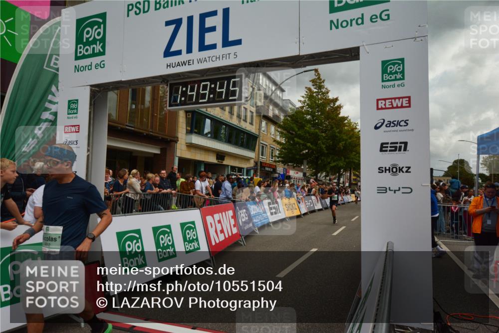 20.09.2026 - PSD Bank Halbmarathon LAZAROV Photography http://msf.ph/oto/10551504 20.09.2026 11:49:44 Ziel 1025, 1248, 1416, 1720, 3355, 3614, 4278, 4279, 4612 meine-sportfotos.de