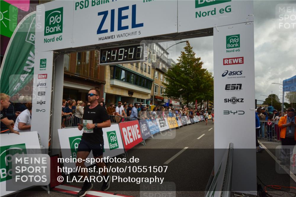 20.09.2026 - PSD Bank Halbmarathon LAZAROV Photography http://msf.ph/oto/10551507 20.09.2026 11:49:46 Ziel 1248, 1416, 2765, 2962, 3614, 4278, 4279, 4612 meine-sportfotos.de