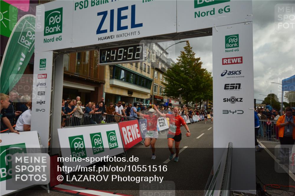 20.09.2026 - PSD Bank Halbmarathon LAZAROV Photography http://msf.ph/oto/10551516 20.09.2026 11:49:52 Ziel 1048, 1241, 1416, 2765, 2962, 3614, 4278, 4279, 4605 meine-sportfotos.de