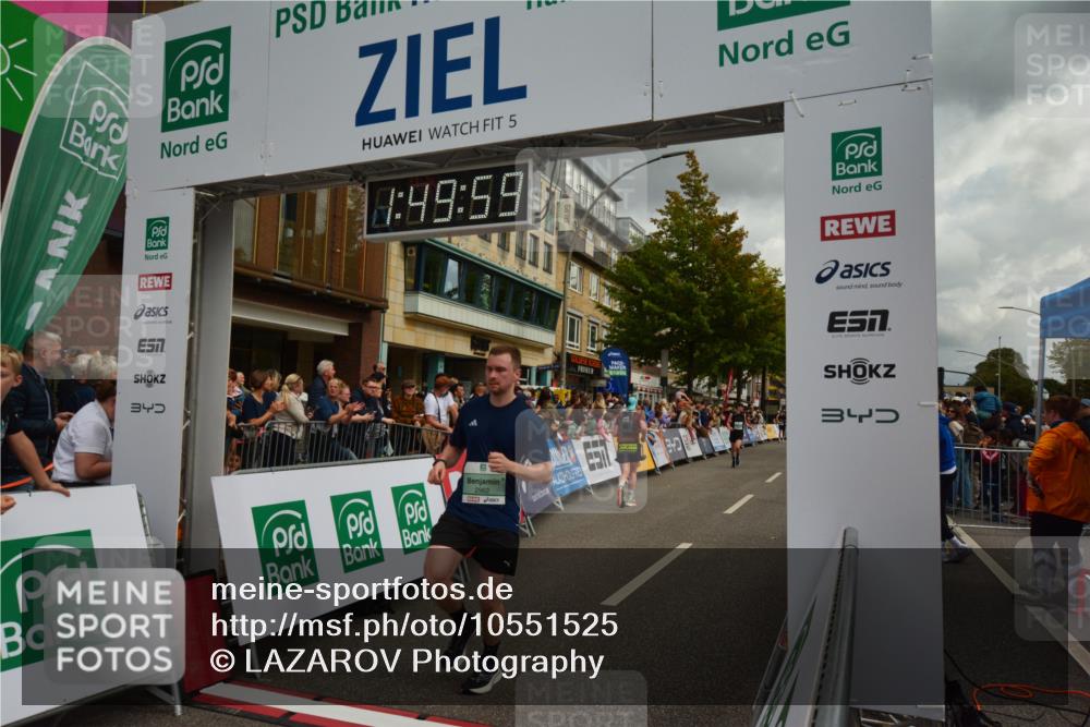 20.09.2026 - PSD Bank Halbmarathon LAZAROV Photography http://msf.ph/oto/10551525 20.09.2026 11:49:58 Ziel 1048, 1241, 1774, 2765, 2890, 2962, 4278, 4279, 4605 meine-sportfotos.de