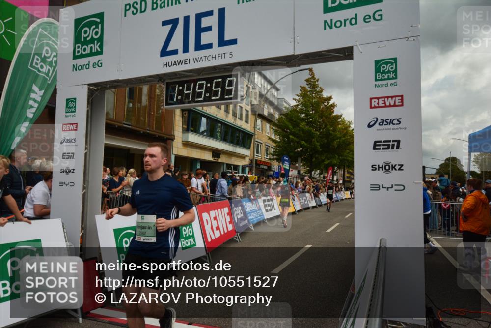 20.09.2026 - PSD Bank Halbmarathon LAZAROV Photography http://msf.ph/oto/10551527 20.09.2026 11:49:58 Ziel 1048, 1241, 1774, 2765, 2890, 2962, 4278, 4279, 4605 meine-sportfotos.de