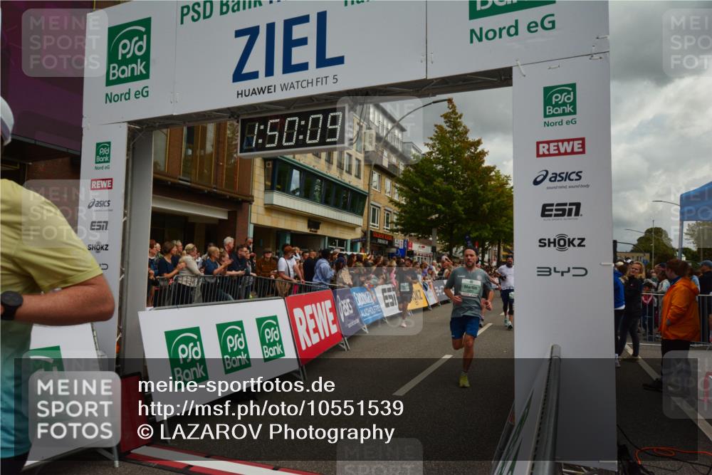 20.09.2026 - PSD Bank Halbmarathon LAZAROV Photography http://msf.ph/oto/10551539 20.09.2026 11:50:08 Ziel 1048, 1236, 1241, 1309, 1537, 1602, 1604, 1774, 1814, 1983, 2890, 3083, 3382, 4104, 4498, 4605 meine-sportfotos.de