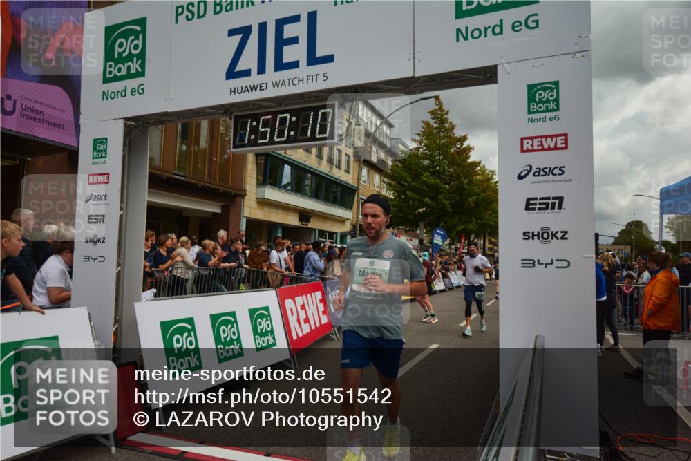 20.09.2026 - PSD Bank Halbmarathon LAZAROV Photography http://msf.ph/oto/10551542 20.09.2026 11:50:09 Ziel 1048, 1236, 1241, 1309, 1537, 1602, 1604, 1774, 1814, 1983, 2371, 2890, 3083, 3382, 4104, 4498, 4605 meine-sportfotos.de