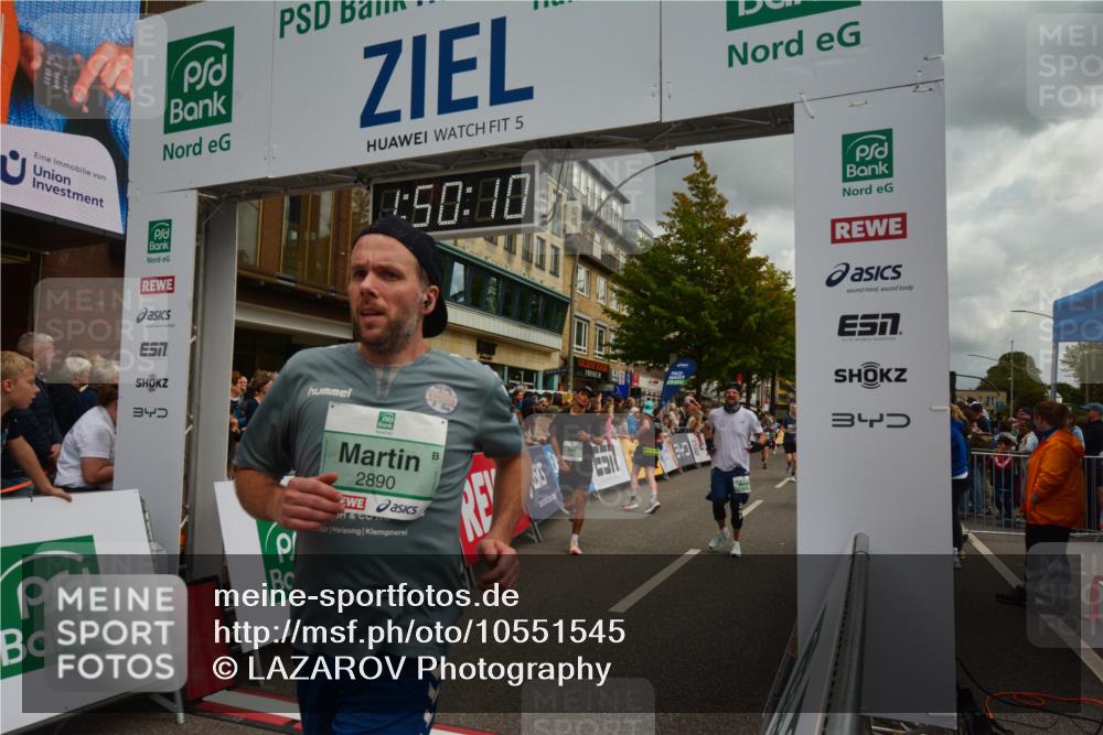 20.09.2026 - PSD Bank Halbmarathon LAZAROV Photography http://msf.ph/oto/10551545 20.09.2026 11:50:10 Ziel 1048, 1236, 1309, 1537, 1602, 1604, 1774, 1814, 1983, 2371, 2890, 3083, 3382, 3576, 4104, 4498 meine-sportfotos.de
