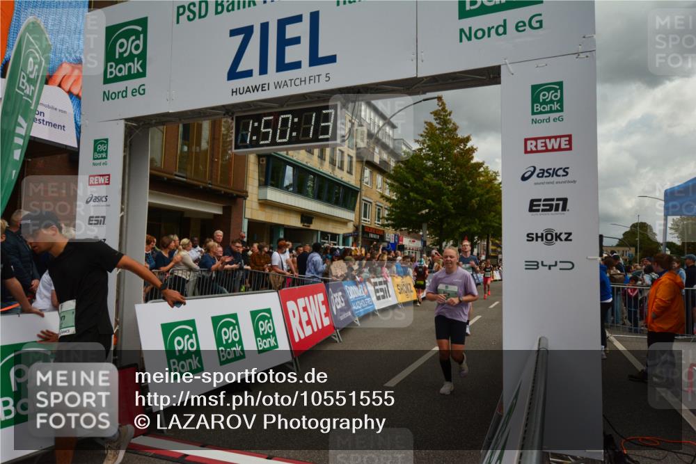 20.09.2026 - PSD Bank Halbmarathon LAZAROV Photography http://msf.ph/oto/10551555 20.09.2026 11:50:12 Ziel 1236, 1309, 1537, 1602, 1604, 1774, 1814, 1983, 2371, 2890, 3083, 3382, 3513, 3576, 4104, 4498 meine-sportfotos.de