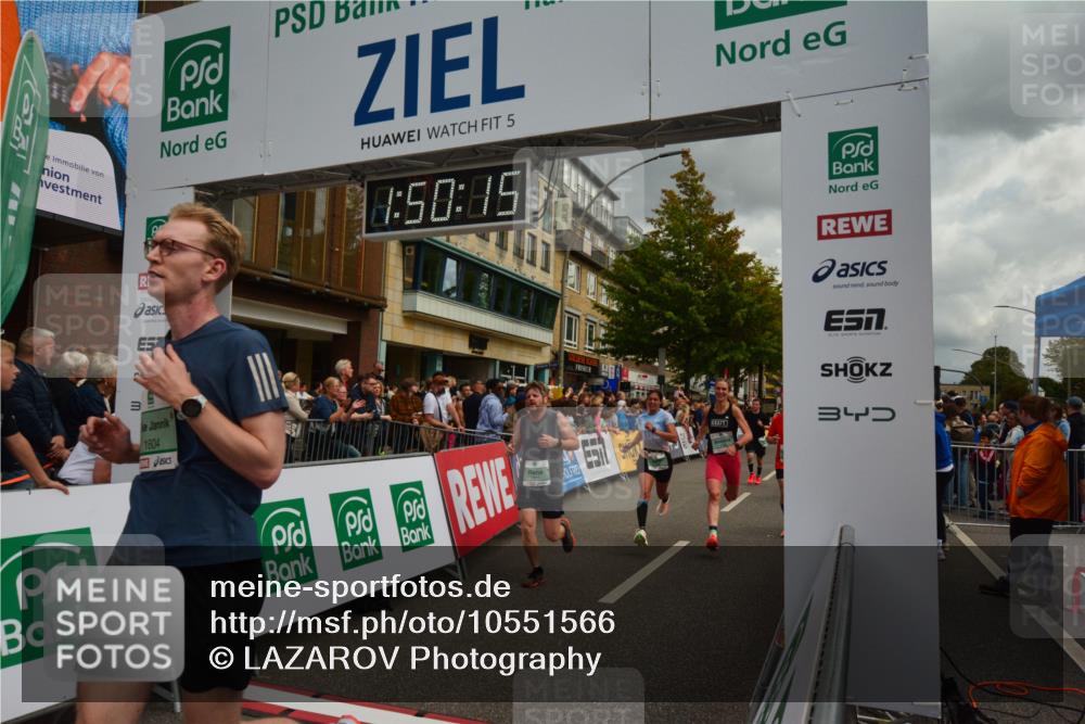 20.09.2026 - PSD Bank Halbmarathon LAZAROV Photography http://msf.ph/oto/10551566 20.09.2026 11:50:15 Ziel 1236, 1309, 1537, 1602, 1604, 1814, 1983, 2371, 2627, 2890, 3083, 3382, 3513, 3576, 4104, 4498, 4660 meine-sportfotos.de