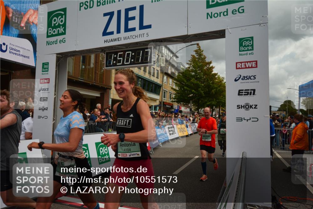 20.09.2026 - PSD Bank Halbmarathon LAZAROV Photography http://msf.ph/oto/10551573 20.09.2026 11:50:16 Ziel 1236, 1309, 1537, 1602, 1604, 1814, 1902, 1983, 2371, 2627, 3083, 3382, 3513, 3576, 4104, 4498, 4660 meine-sportfotos.de