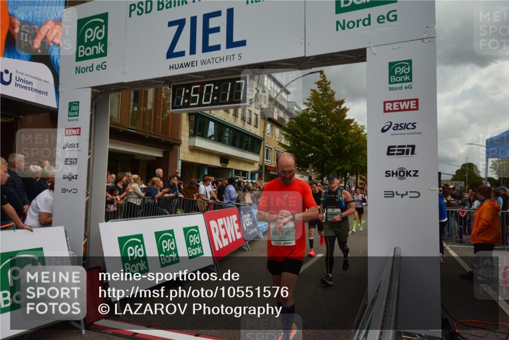 20.09.2026 - PSD Bank Halbmarathon LAZAROV Photography http://msf.ph/oto/10551576 20.09.2026 11:50:17 Ziel 1236, 1309, 1537, 1602, 1604, 1814, 1902, 1983, 2371, 2627, 3083, 3382, 3513, 3576, 3961, 4104, 4498, 4660 meine-sportfotos.de