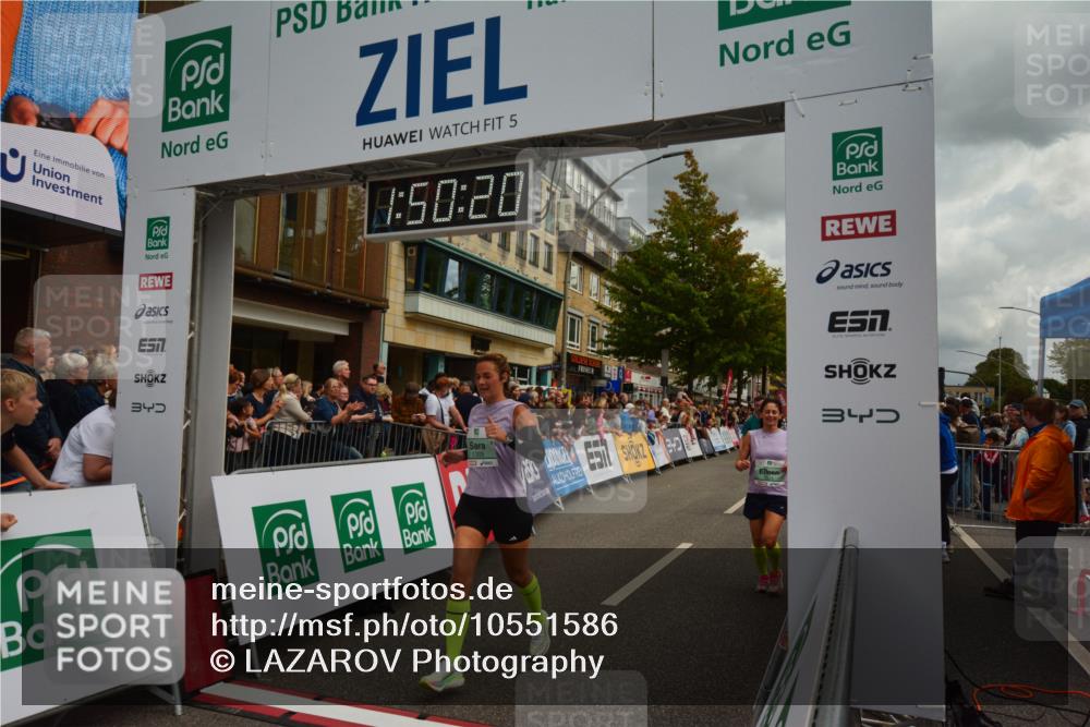 20.09.2026 - PSD Bank Halbmarathon LAZAROV Photography http://msf.ph/oto/10551586 20.09.2026 11:50:20 Ziel 1309, 1537, 1602, 1604, 1814, 1902, 1983, 2258, 2371, 2627, 3083, 3513, 3576, 3961, 4104, 4660 meine-sportfotos.de