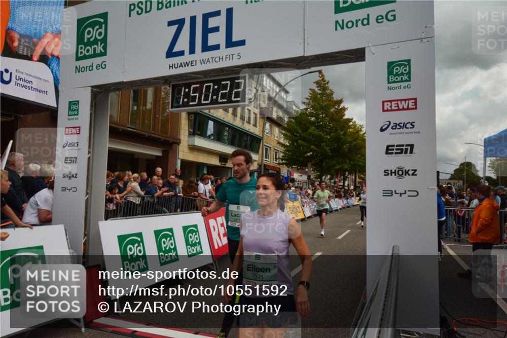 20.09.2026 - PSD Bank Halbmarathon LAZAROV Photography http://msf.ph/oto/10551592 20.09.2026 11:50:21 Ziel 1309, 1537, 1602, 1814, 1902, 1983, 2258, 2371, 2627, 3083, 3513, 3576, 3961, 4104, 4660 meine-sportfotos.de