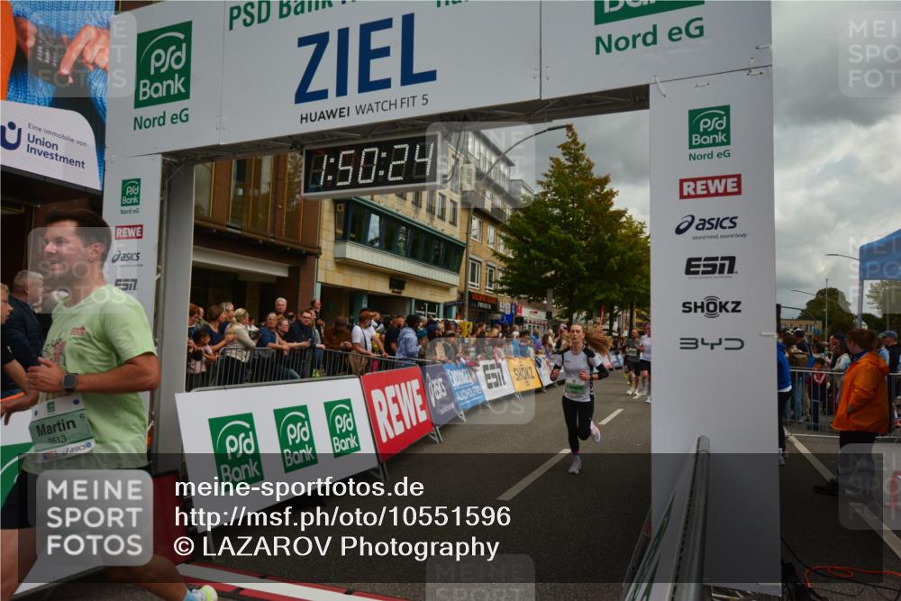 20.09.2026 - PSD Bank Halbmarathon LAZAROV Photography http://msf.ph/oto/10551596 20.09.2026 11:50:24 Ziel 1309, 1537, 1902, 2258, 2371, 2627, 3083, 3513, 3576, 3961, 4660 meine-sportfotos.de