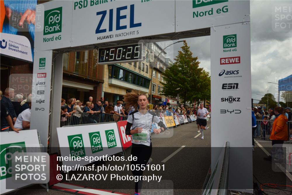 20.09.2026 - PSD Bank Halbmarathon LAZAROV Photography http://msf.ph/oto/10551601 20.09.2026 11:50:25 Ziel 1309, 1902, 2258, 2371, 2627, 3083, 3513, 3576, 3961, 4660 meine-sportfotos.de