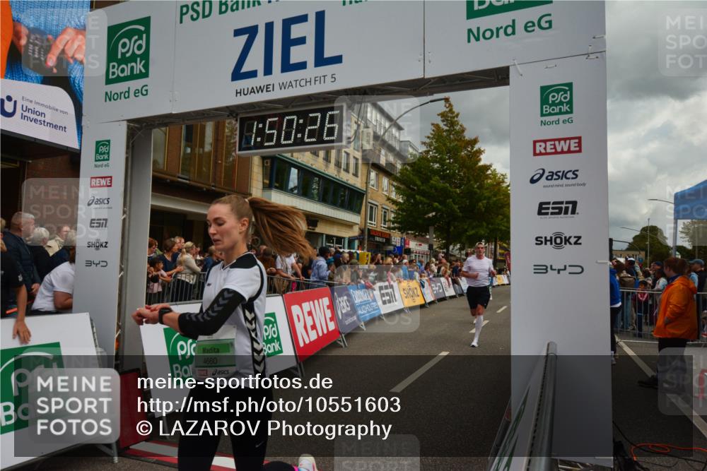 20.09.2026 - PSD Bank Halbmarathon LAZAROV Photography http://msf.ph/oto/10551603 20.09.2026 11:50:25 Ziel 1309, 1902, 2258, 2371, 2627, 3083, 3513, 3576, 3961, 4660 meine-sportfotos.de