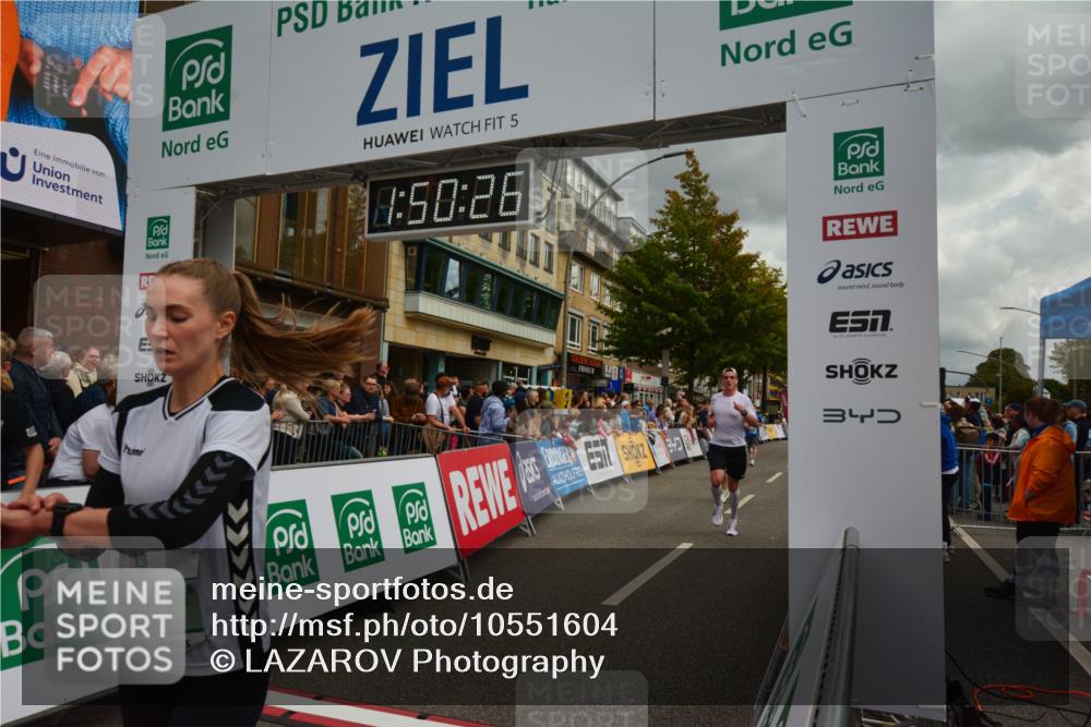 20.09.2026 - PSD Bank Halbmarathon LAZAROV Photography http://msf.ph/oto/10551604 20.09.2026 11:50:25 Ziel 1309, 1902, 2258, 2371, 2627, 3083, 3513, 3576, 3961, 4660 meine-sportfotos.de