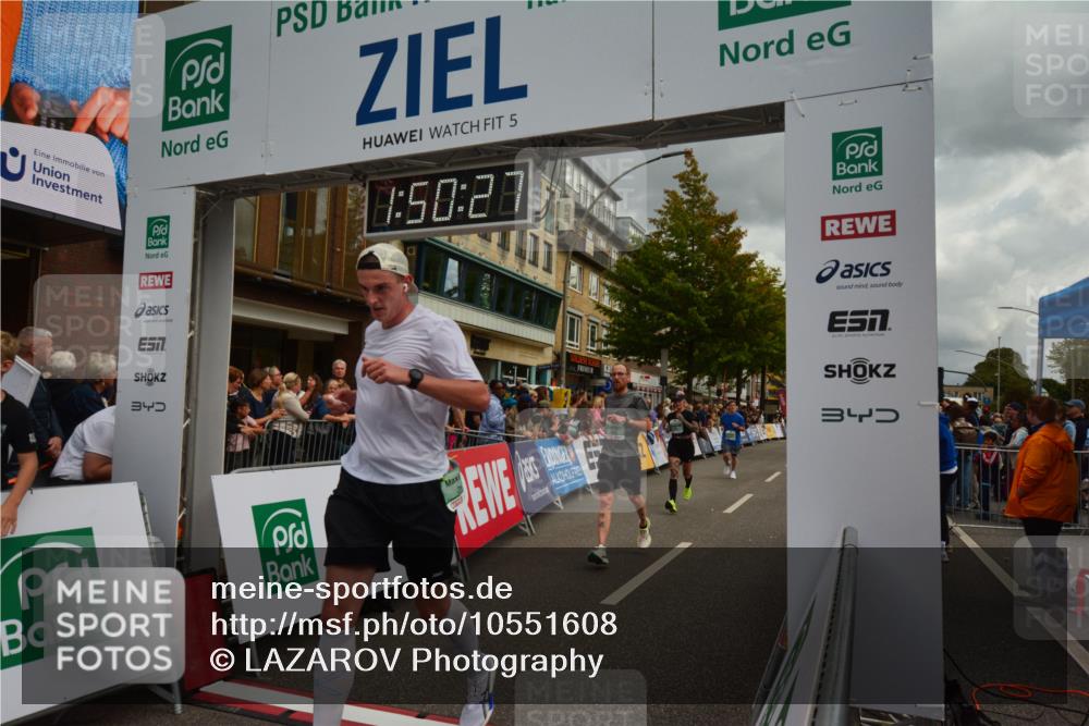 20.09.2026 - PSD Bank Halbmarathon LAZAROV Photography http://msf.ph/oto/10551608 20.09.2026 11:50:27 Ziel 1902, 2258, 2273, 2371, 2627, 3513, 3576, 3961, 4660 meine-sportfotos.de