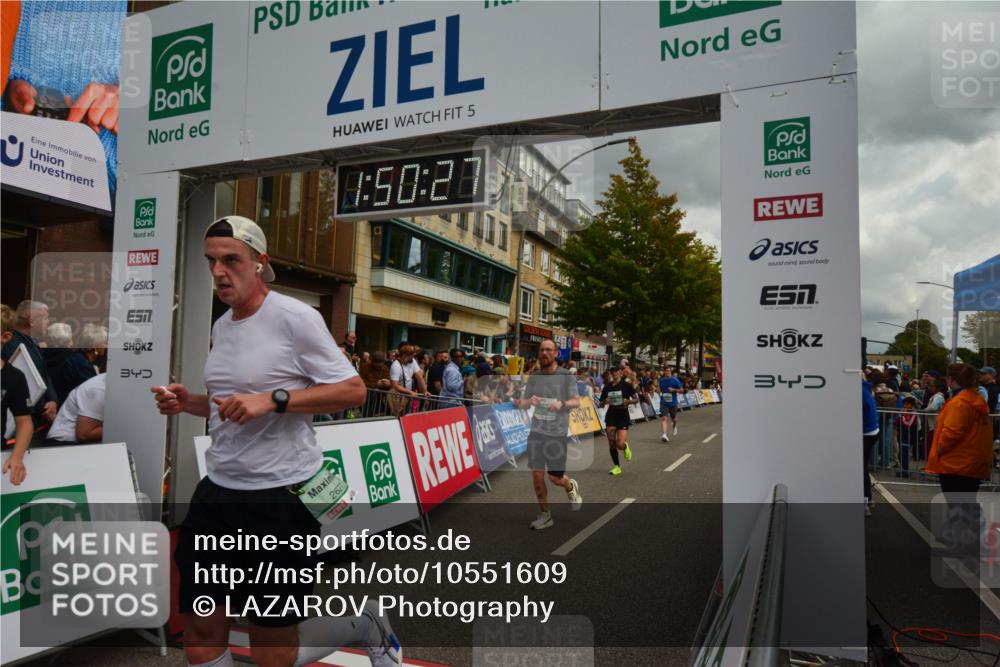 20.09.2026 - PSD Bank Halbmarathon LAZAROV Photography http://msf.ph/oto/10551609 20.09.2026 11:50:27 Ziel 1902, 2258, 2273, 2371, 2627, 3513, 3576, 3961, 4660 meine-sportfotos.de