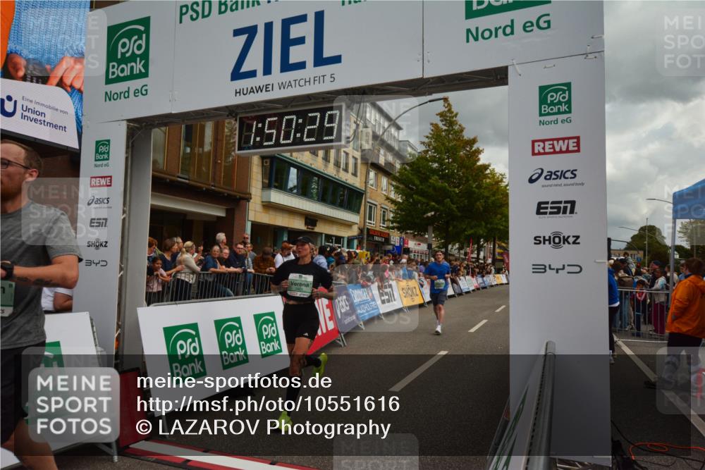 20.09.2026 - PSD Bank Halbmarathon LAZAROV Photography http://msf.ph/oto/10551616 20.09.2026 11:50:29 Ziel 1902, 2258, 2273, 2627, 2745, 3513, 3961, 4660 meine-sportfotos.de