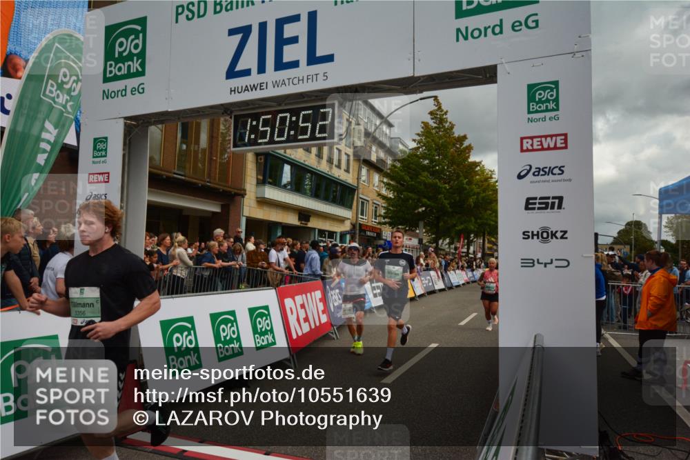 20.09.2026 - PSD Bank Halbmarathon LAZAROV Photography http://msf.ph/oto/10551639 20.09.2026 11:50:51 Ziel 1763, 3323, 3356, 3473, 3858, 4535 meine-sportfotos.de