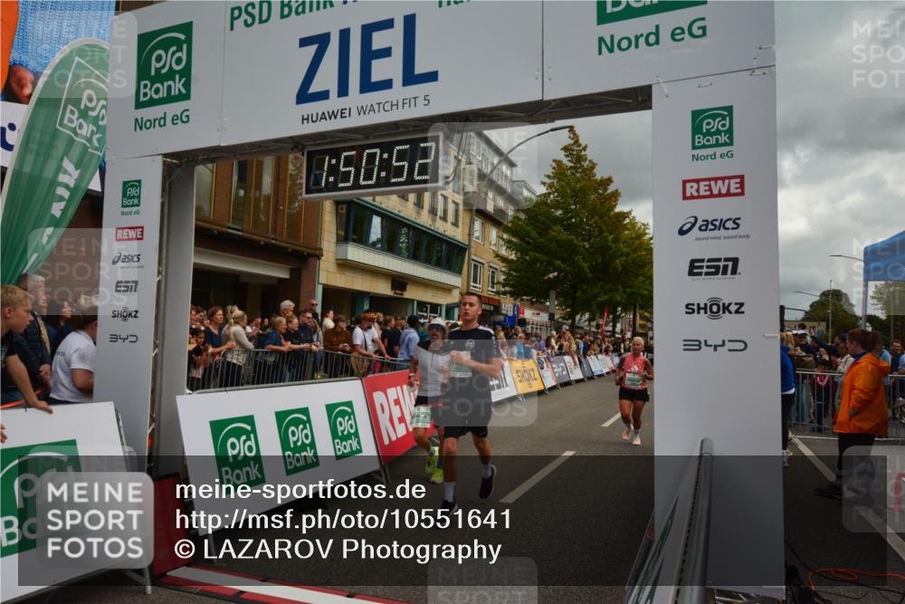 20.09.2026 - PSD Bank Halbmarathon LAZAROV Photography http://msf.ph/oto/10551641 20.09.2026 11:50:52 Ziel 1763, 2942, 3323, 3356, 3473, 3858, 4535 meine-sportfotos.de