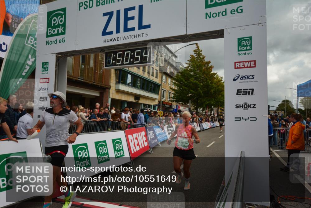 20.09.2026 - PSD Bank Halbmarathon LAZAROV Photography http://msf.ph/oto/10551649 20.09.2026 11:50:53 Ziel 1003, 1763, 2942, 3323, 3356, 3473, 3858, 4535 meine-sportfotos.de