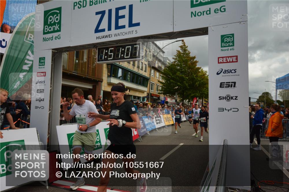 20.09.2026 - PSD Bank Halbmarathon LAZAROV Photography http://msf.ph/oto/10551667 20.09.2026 11:51:07 Ziel 1003, 1459, 1625, 2249, 2942, 2957, 3917, 4101, 4314, 4772 meine-sportfotos.de