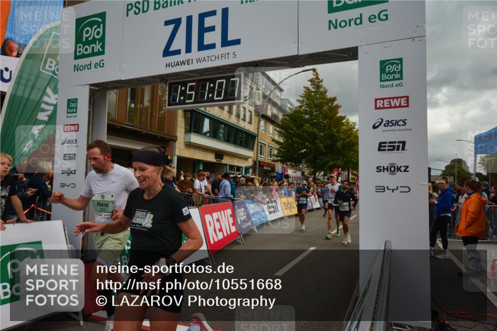 20.09.2026 - PSD Bank Halbmarathon LAZAROV Photography http://msf.ph/oto/10551668 20.09.2026 11:51:07 Ziel 1003, 1459, 1625, 2249, 2942, 2957, 3917, 4101, 4314, 4772 meine-sportfotos.de