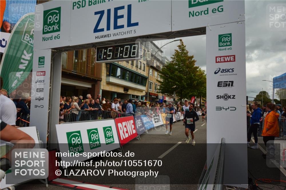 20.09.2026 - PSD Bank Halbmarathon LAZAROV Photography http://msf.ph/oto/10551670 20.09.2026 11:51:07 Ziel 1003, 1459, 1625, 2249, 2942, 2957, 3917, 4101, 4314, 4772 meine-sportfotos.de