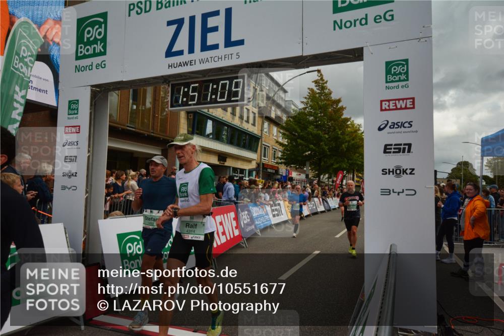 20.09.2026 - PSD Bank Halbmarathon LAZAROV Photography http://msf.ph/oto/10551677 20.09.2026 11:51:09 Ziel 1003, 1459, 1625, 2249, 2942, 2957, 3917, 4101, 4314, 4772 meine-sportfotos.de