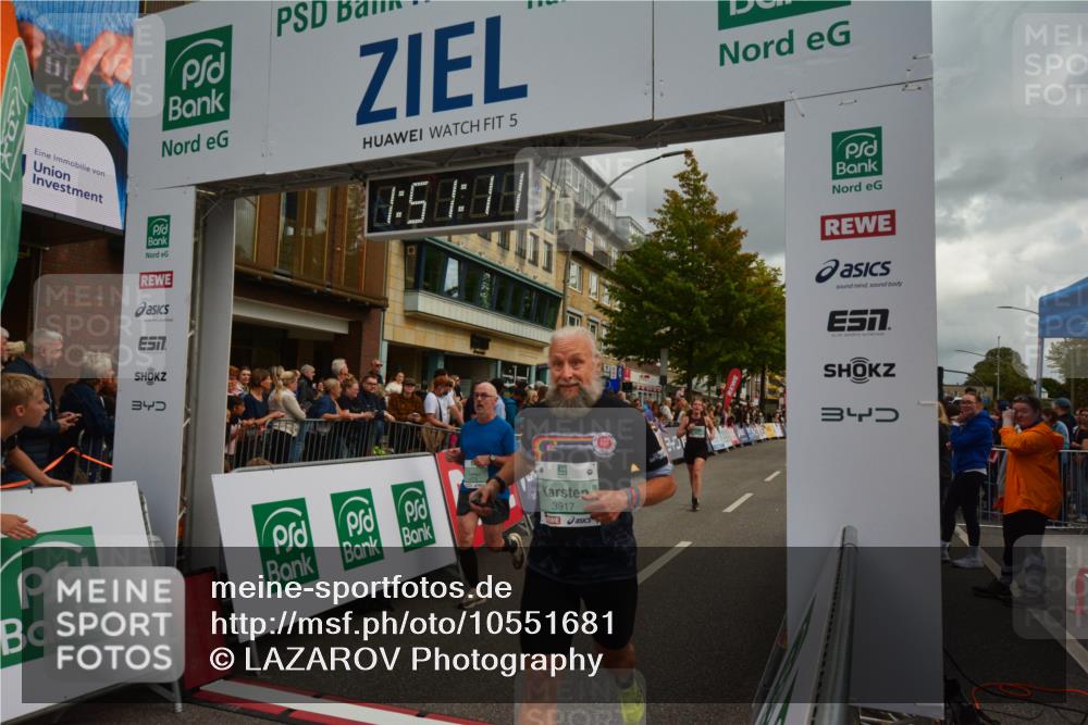 20.09.2026 - PSD Bank Halbmarathon LAZAROV Photography http://msf.ph/oto/10551681 20.09.2026 11:51:11 Ziel 1003, 1459, 1625, 2249, 2949, 2957, 3917, 3997, 4101, 4314, 4595, 4772 meine-sportfotos.de