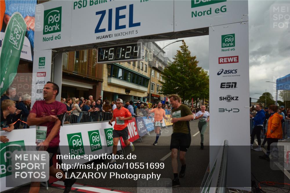 20.09.2026 - PSD Bank Halbmarathon LAZAROV Photography http://msf.ph/oto/10551699 20.09.2026 11:51:23 Ziel 1006, 2458, 2949, 3972, 3997, 4231, 4594, 4595 meine-sportfotos.de
