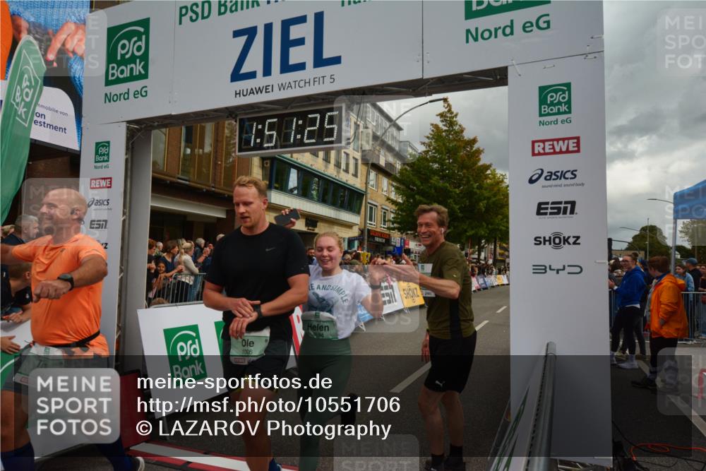 20.09.2026 - PSD Bank Halbmarathon LAZAROV Photography http://msf.ph/oto/10551706 20.09.2026 11:51:25 Ziel 1006, 2458, 2949, 3866, 3972, 3997, 4231, 4594, 4595 meine-sportfotos.de