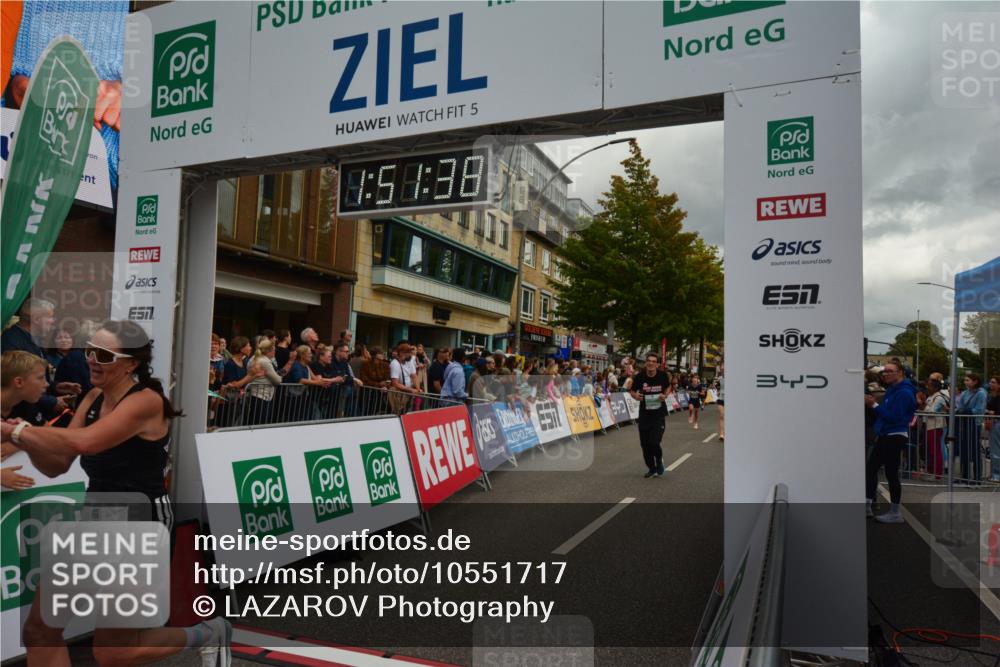 20.09.2026 - PSD Bank Halbmarathon LAZAROV Photography http://msf.ph/oto/10551717 20.09.2026 11:51:38 Ziel 1157, 1169, 1356, 2458, 2463, 2685, 2814, 3866, 4031, 4102, 4579, 4618, 4737 meine-sportfotos.de