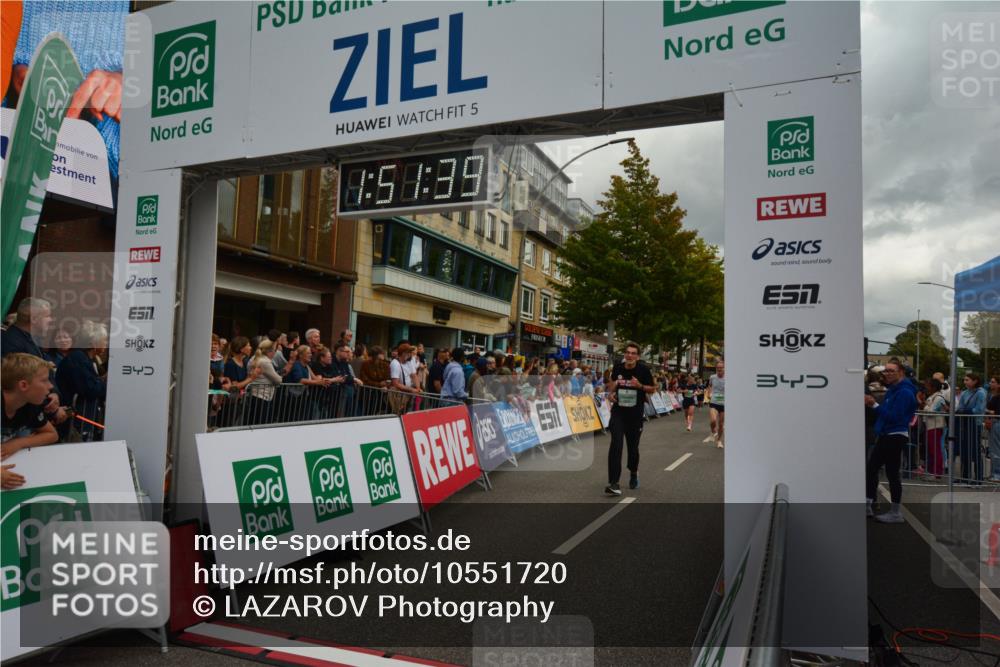 20.09.2026 - PSD Bank Halbmarathon LAZAROV Photography http://msf.ph/oto/10551720 20.09.2026 11:51:38 Ziel 1157, 1169, 1356, 2458, 2463, 2685, 2814, 3866, 4031, 4102, 4579, 4618, 4737 meine-sportfotos.de