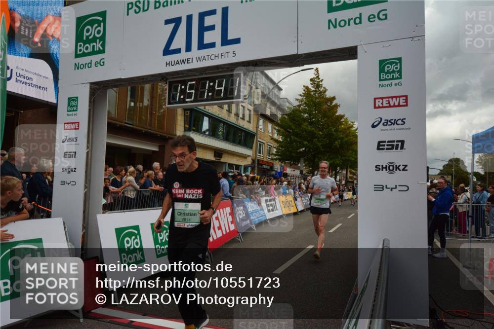 20.09.2026 - PSD Bank Halbmarathon LAZAROV Photography http://msf.ph/oto/10551723 20.09.2026 11:51:40 Ziel 1157, 1169, 1356, 2458, 2463, 2685, 2814, 3074, 3866, 4031, 4102, 4579, 4618, 4737 meine-sportfotos.de