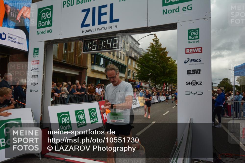 20.09.2026 - PSD Bank Halbmarathon LAZAROV Photography http://msf.ph/oto/10551730 20.09.2026 11:51:41 Ziel 1157, 1169, 1356, 2458, 2463, 2685, 2814, 3074, 3866, 4031, 4102, 4579, 4618, 4737 meine-sportfotos.de