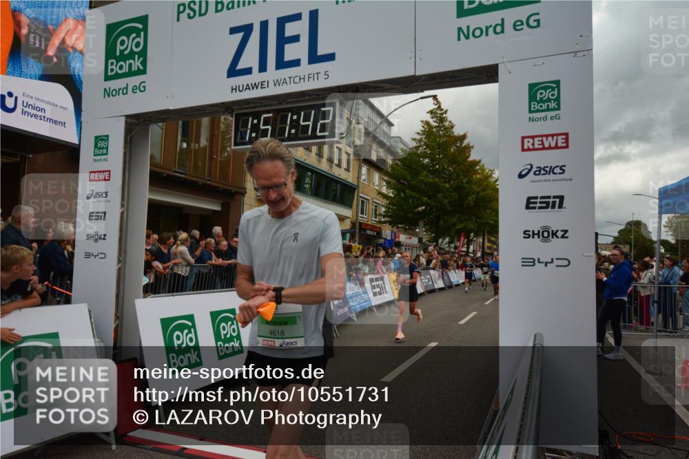 20.09.2026 - PSD Bank Halbmarathon LAZAROV Photography http://msf.ph/oto/10551731 20.09.2026 11:51:41 Ziel 1157, 1169, 1356, 2458, 2463, 2685, 2814, 3074, 3866, 4031, 4102, 4579, 4618, 4737 meine-sportfotos.de