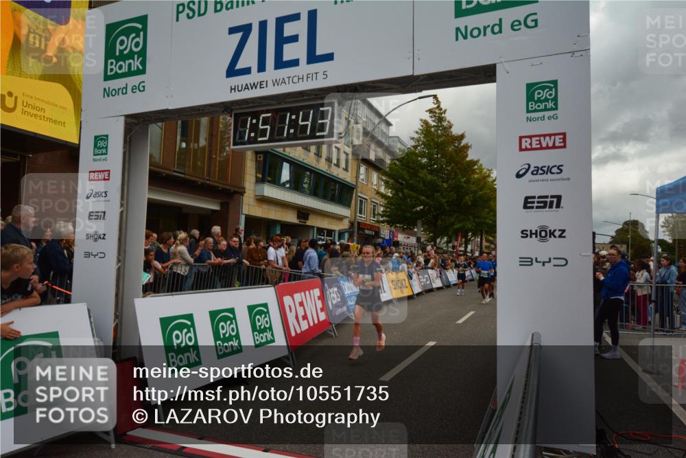 20.09.2026 - PSD Bank Halbmarathon LAZAROV Photography http://msf.ph/oto/10551735 20.09.2026 11:51:42 Ziel 1157, 1169, 1356, 2463, 2503, 2685, 2814, 3074, 3866, 4031, 4102, 4579, 4618, 4737 meine-sportfotos.de