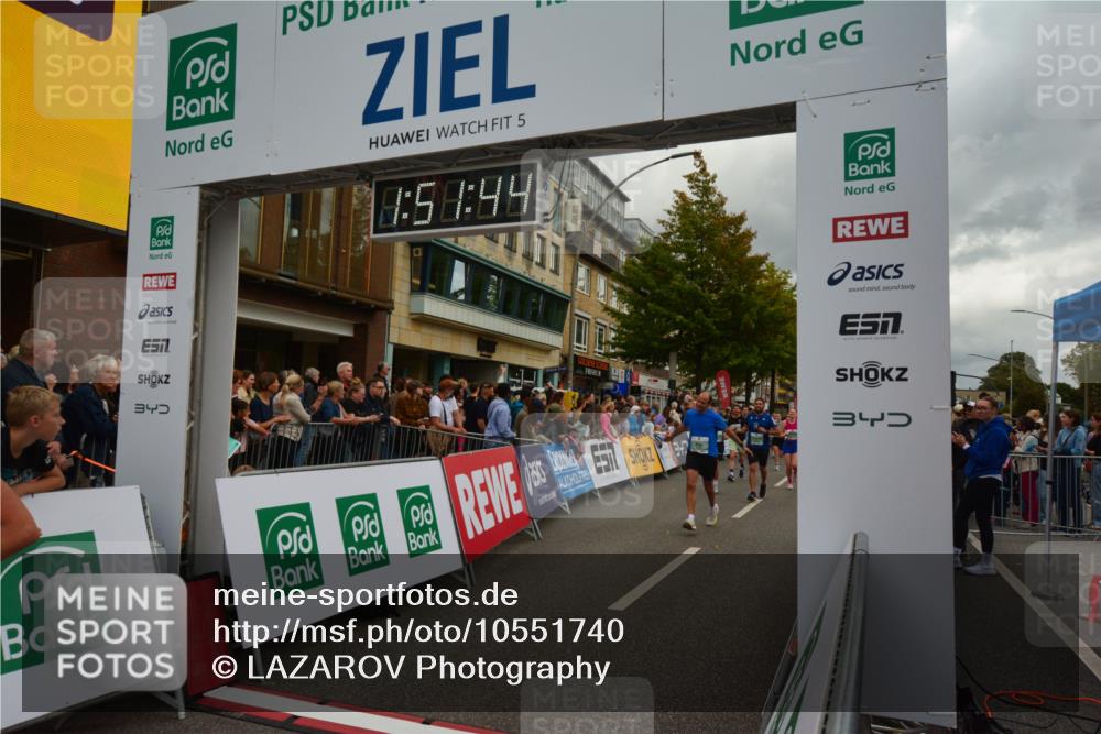 20.09.2026 - PSD Bank Halbmarathon LAZAROV Photography http://msf.ph/oto/10551740 20.09.2026 11:51:44 Ziel 1157, 1169, 1356, 1729, 2463, 2503, 2685, 2814, 3074, 4031, 4102, 4579, 4618, 4737 meine-sportfotos.de