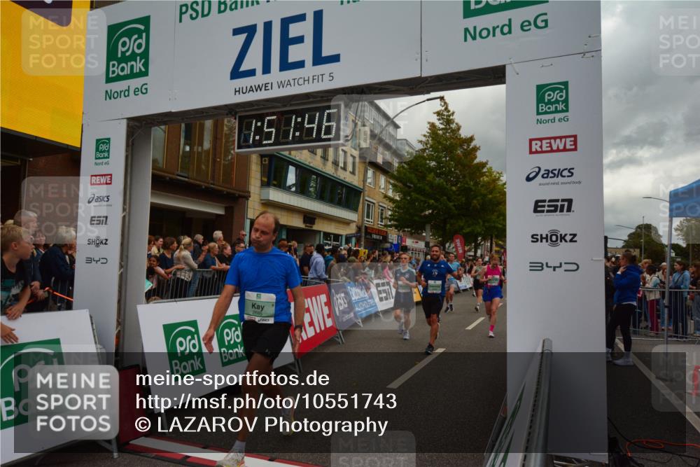 20.09.2026 - PSD Bank Halbmarathon LAZAROV Photography http://msf.ph/oto/10551743 20.09.2026 11:51:46 Ziel 1157, 1169, 1356, 1729, 2463, 2503, 2685, 2814, 2850, 3074, 4031, 4102, 4579, 4618, 4737 meine-sportfotos.de