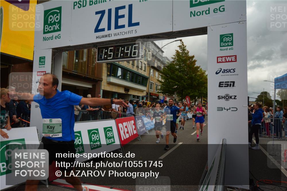 20.09.2026 - PSD Bank Halbmarathon LAZAROV Photography http://msf.ph/oto/10551745 20.09.2026 11:51:46 Ziel 1157, 1169, 1356, 1729, 2463, 2503, 2685, 2814, 2850, 3074, 4031, 4102, 4579, 4618, 4737 meine-sportfotos.de